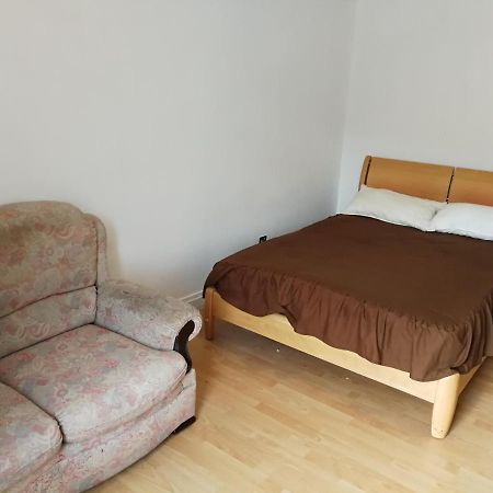 Budget Double Bedroom Near Glasgow City Centre And West End מראה חיצוני תמונה